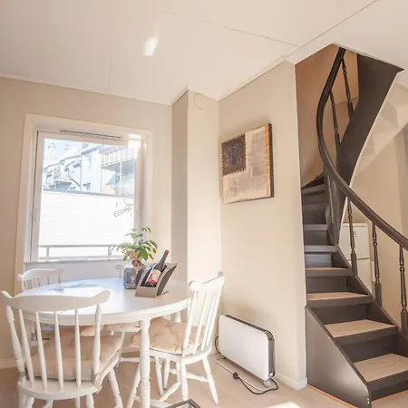 200 Meters To Bryggen In Charming Sandviken *