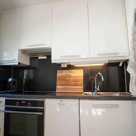 200 Meters To Bryggen In Charming Sandviken *